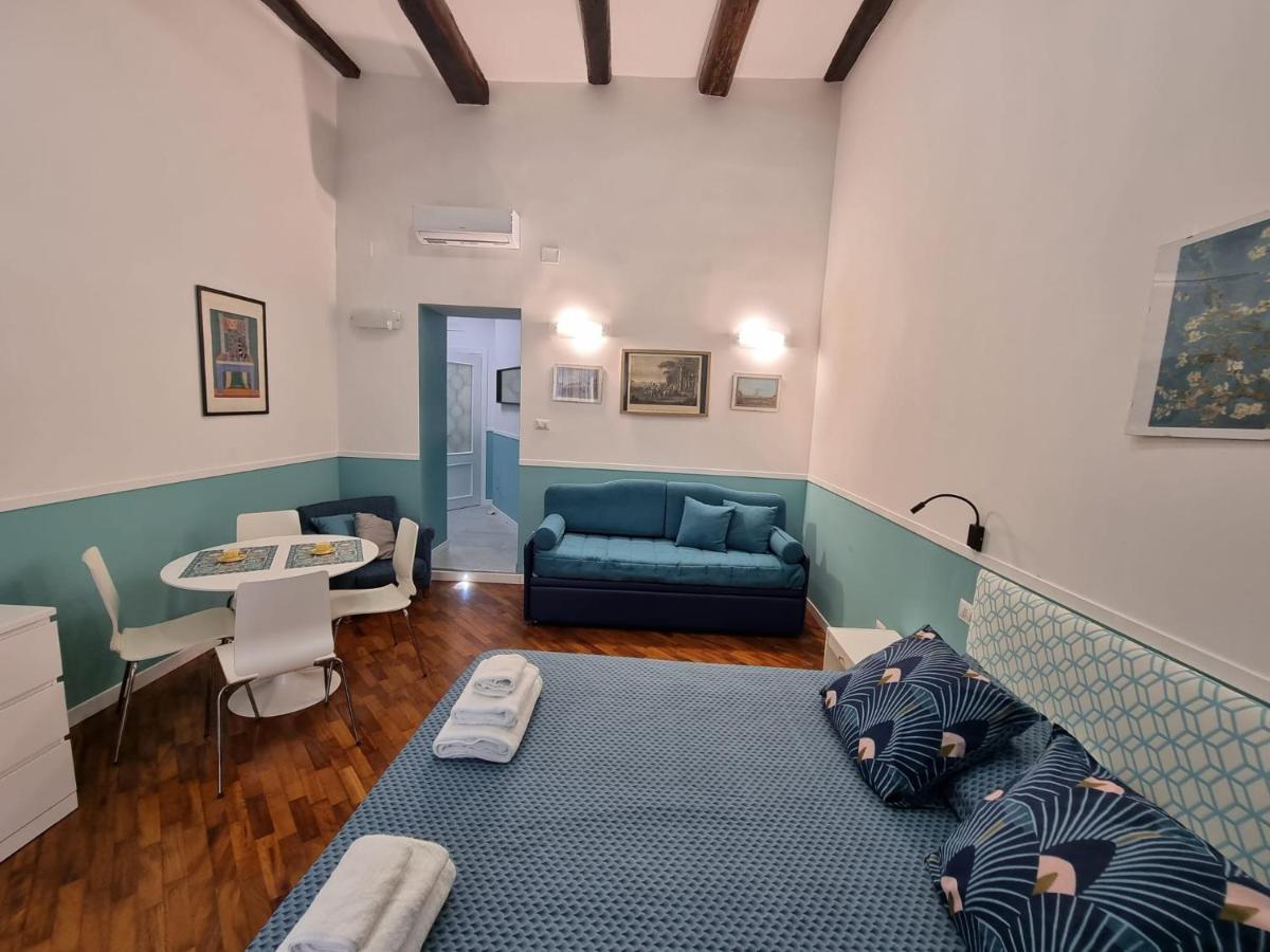 Panto' Apartment 2 Steps To Toledo Street Naples Exterior photo