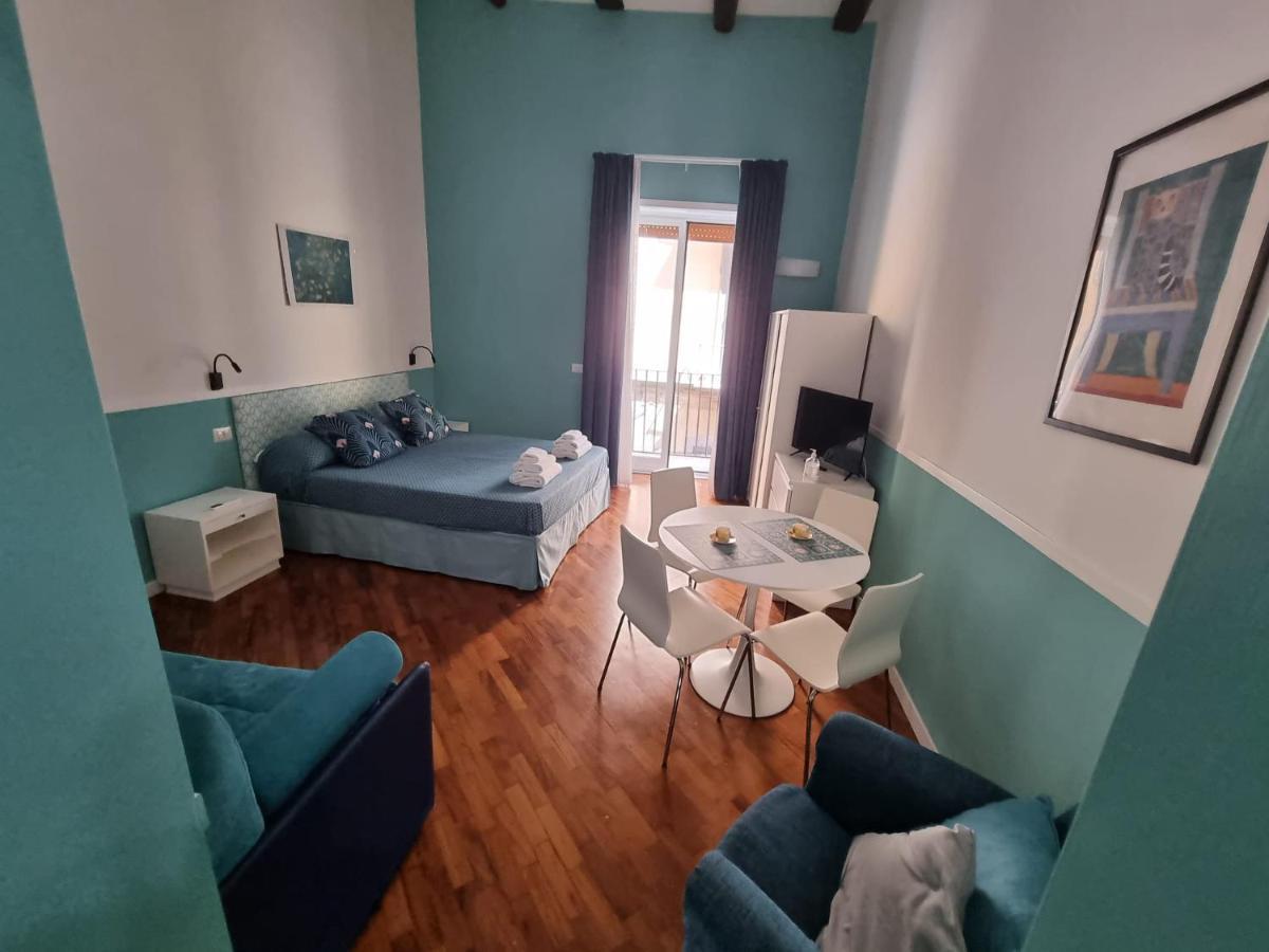 Panto' Apartment 2 Steps To Toledo Street Naples Exterior photo